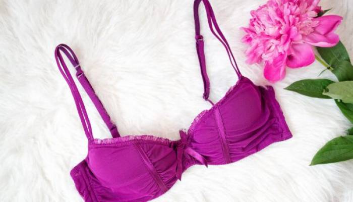 Jak prawidłowo dobrać biustonosz: Kompleksowy przewodnik dla kobiet